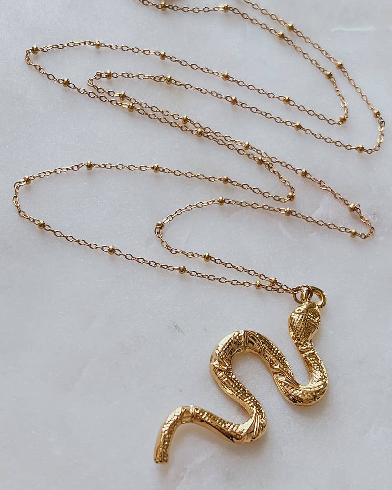 Havu Snake Pendant Necklace