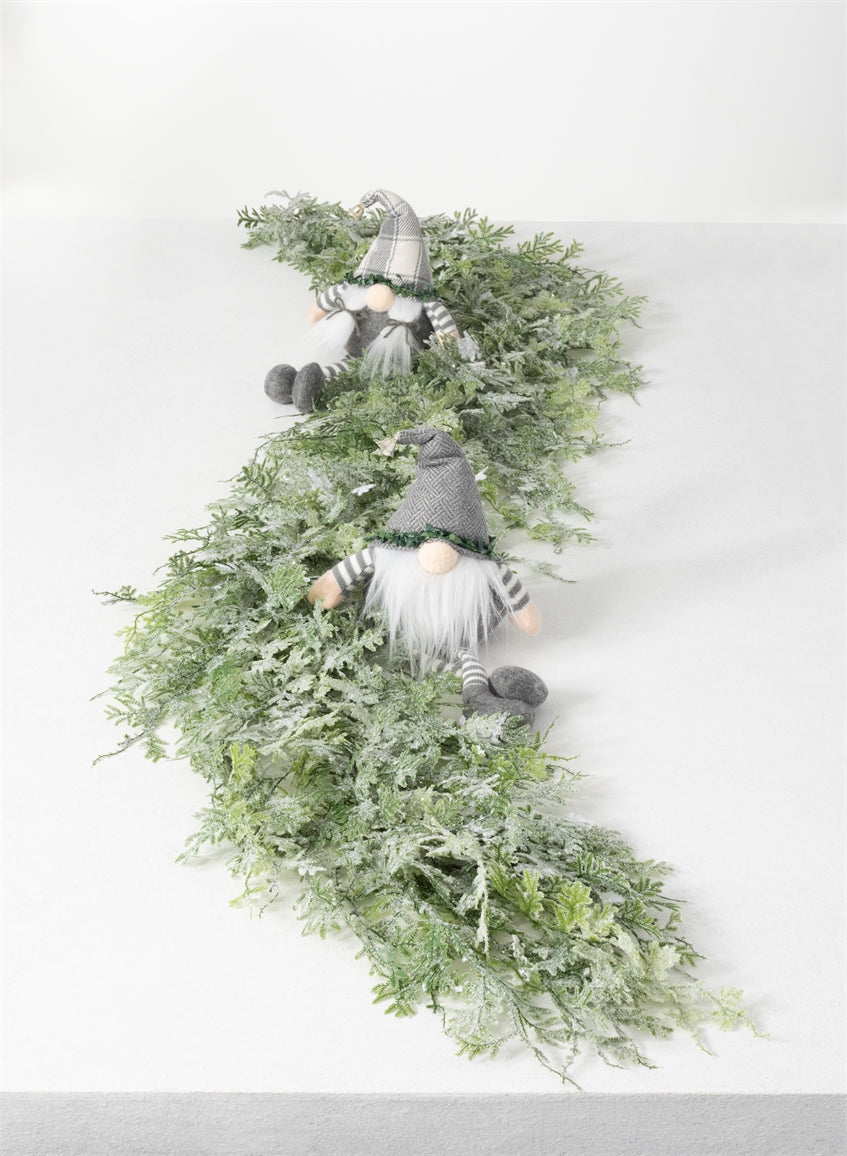 Frosted Fern Garland